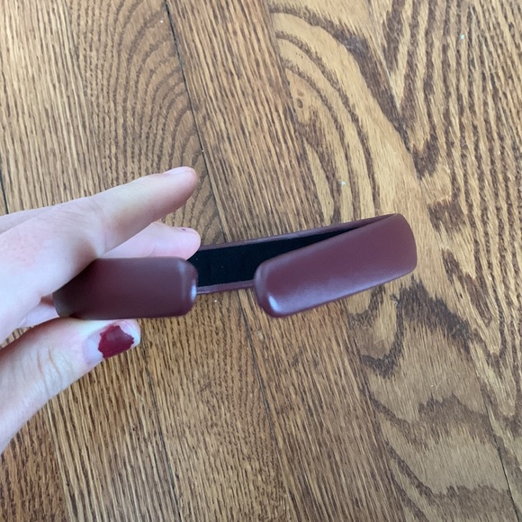 New Chanel Headband - Picture 6 of 7